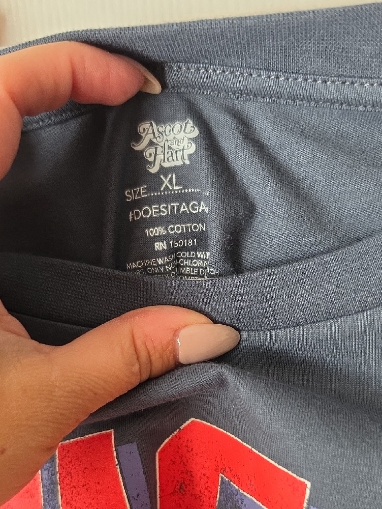 Nwot Women's Usa Eagle Graphic Tee - Gray — image 2 of 3